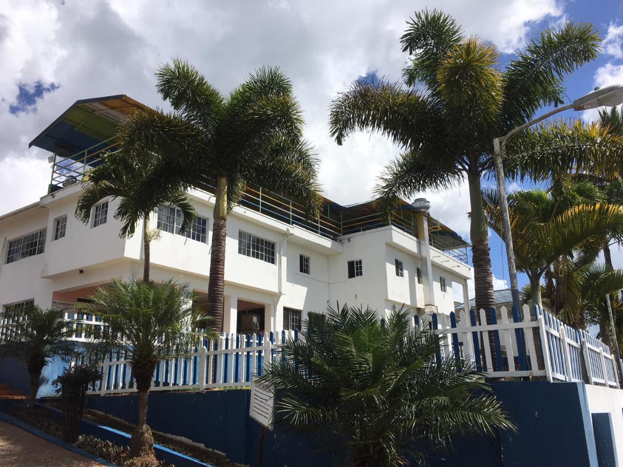 Отель Tropics View Jamaica Hatfield Экстерьер фото
